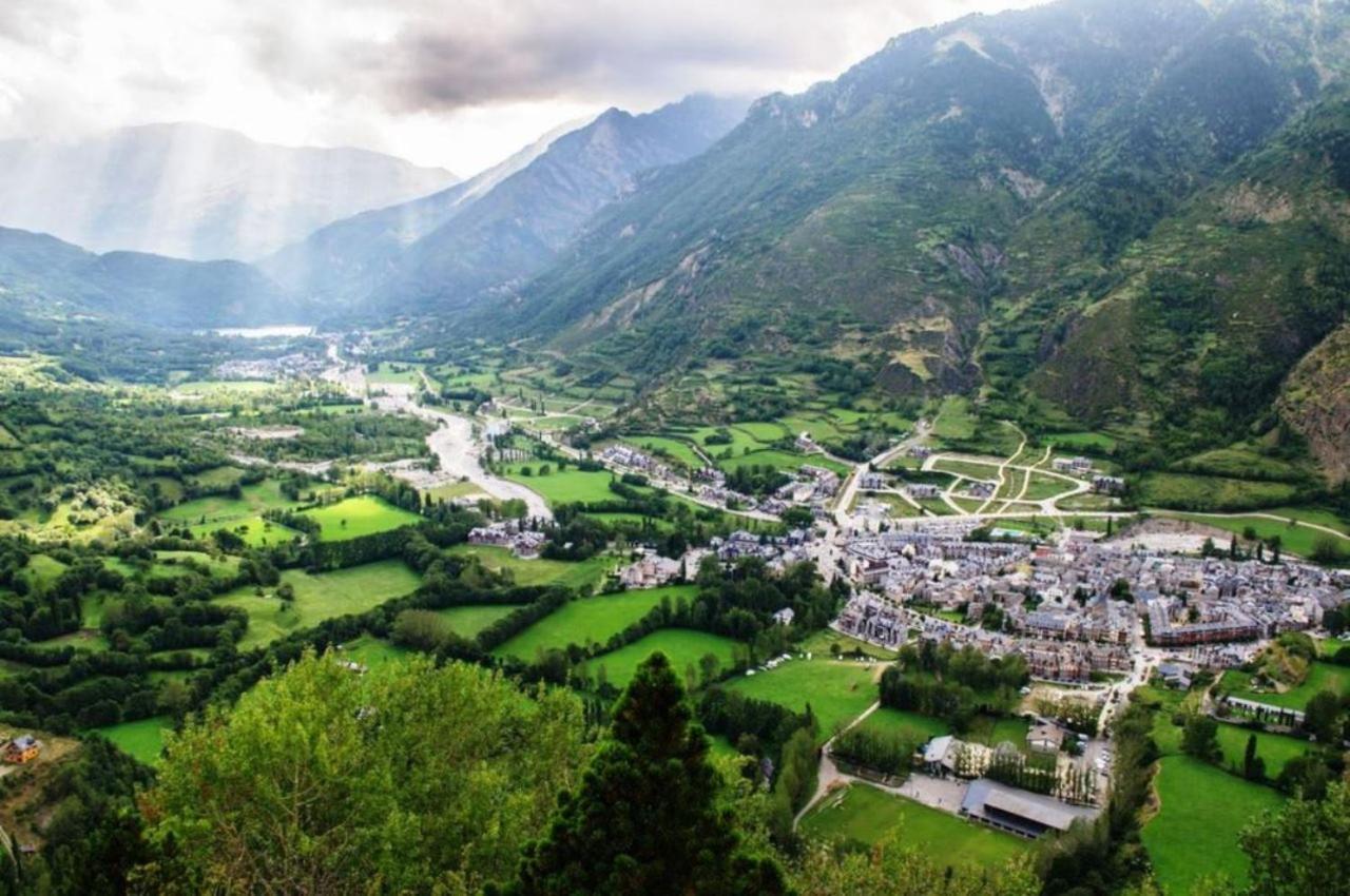Ballbenas Benasque Exterior foto